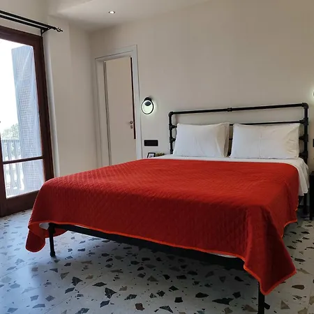 Yalla Chorefto - & Fun Otel 2*