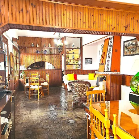 Yalla Chorefto - & Fun Otel 2*