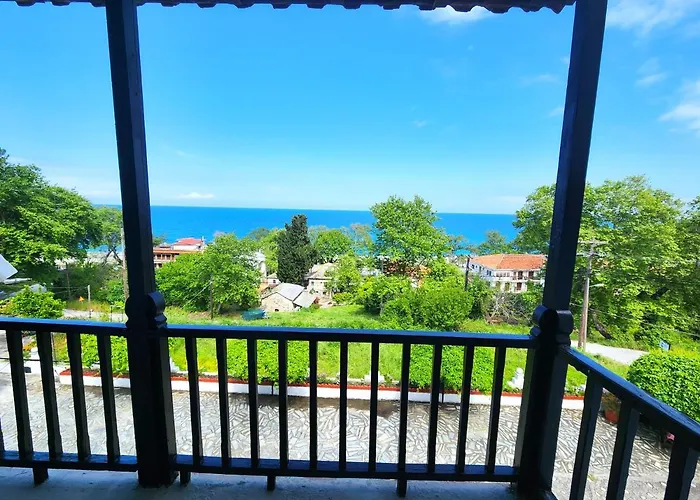 Hotel Yalla Chorefto - & Fun