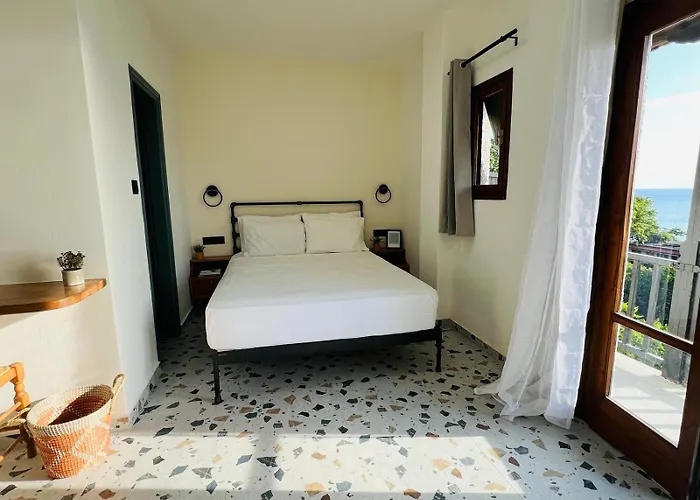 Yalla Chorefto - & Fun Hotell