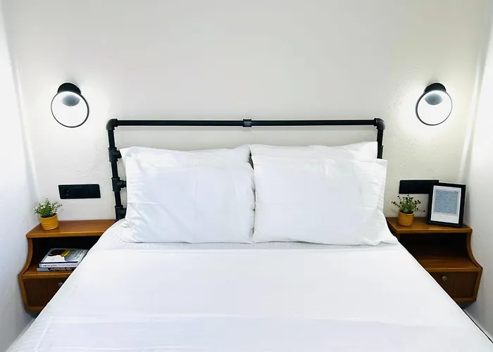 Yalla Chorefto - & Fun 2*