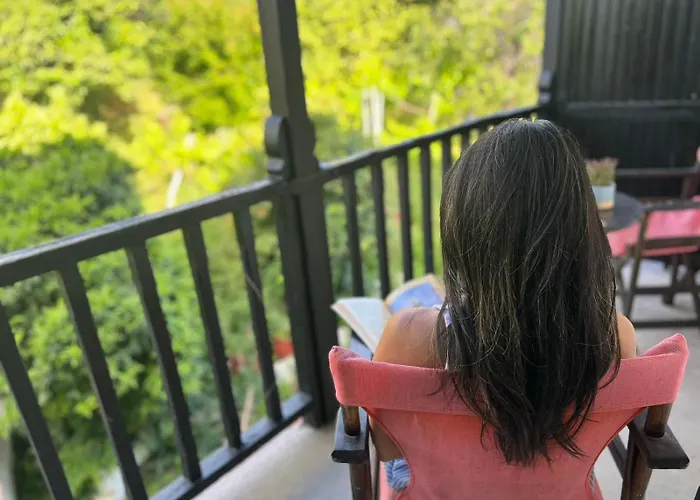 Hotell Yalla Chorefto - & Fun