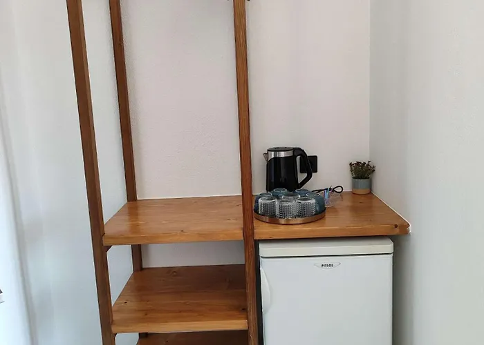 Yalla Chorefto - & Fun 2*